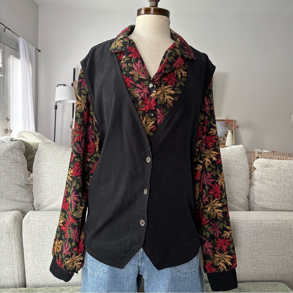 Vintage retro Black Vest with Floral Pattern